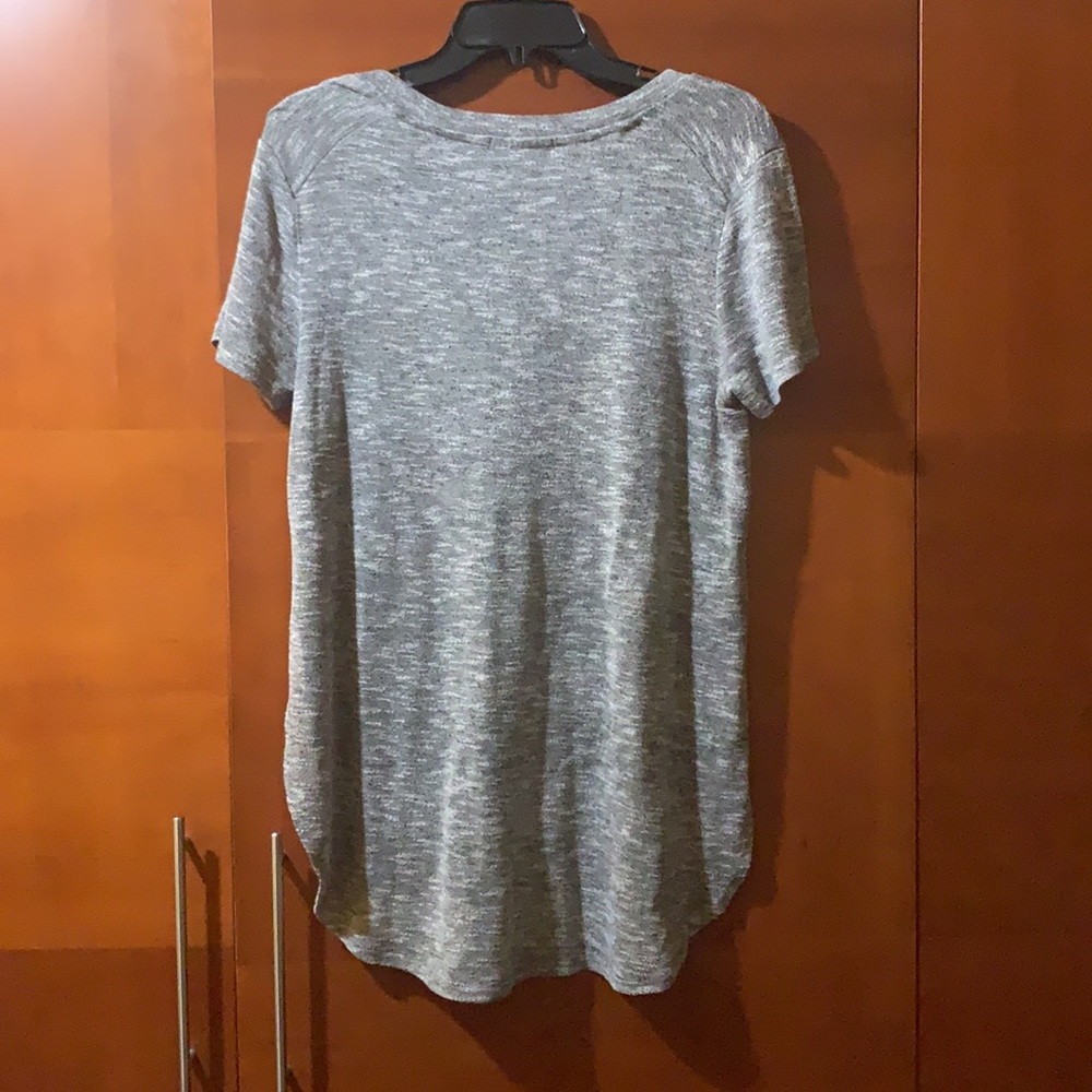 Long Top - Picture 2 of 3